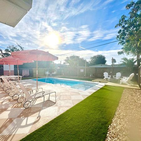 Luxury Villa 3 Blocks From The Beach With Pool A Fire Pit And Outdoor Oasis Кейп Канаверал Екстериор снимка